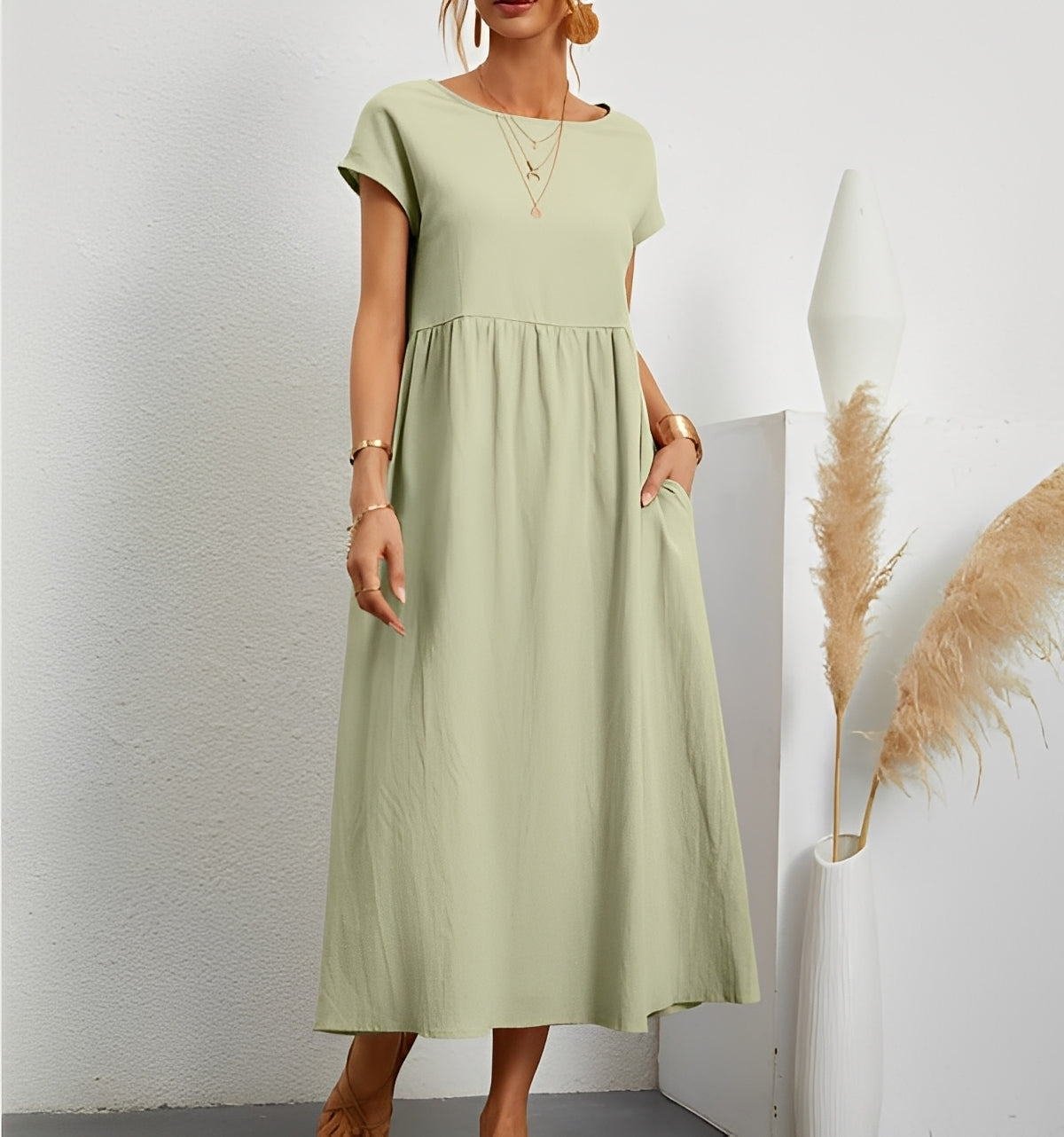 Caroline – Elegant Dress