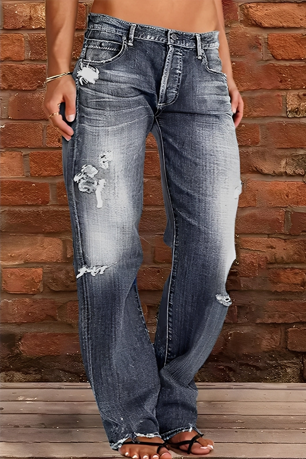 Demetria - Traditional Low-Rise Washed Jeans for Women