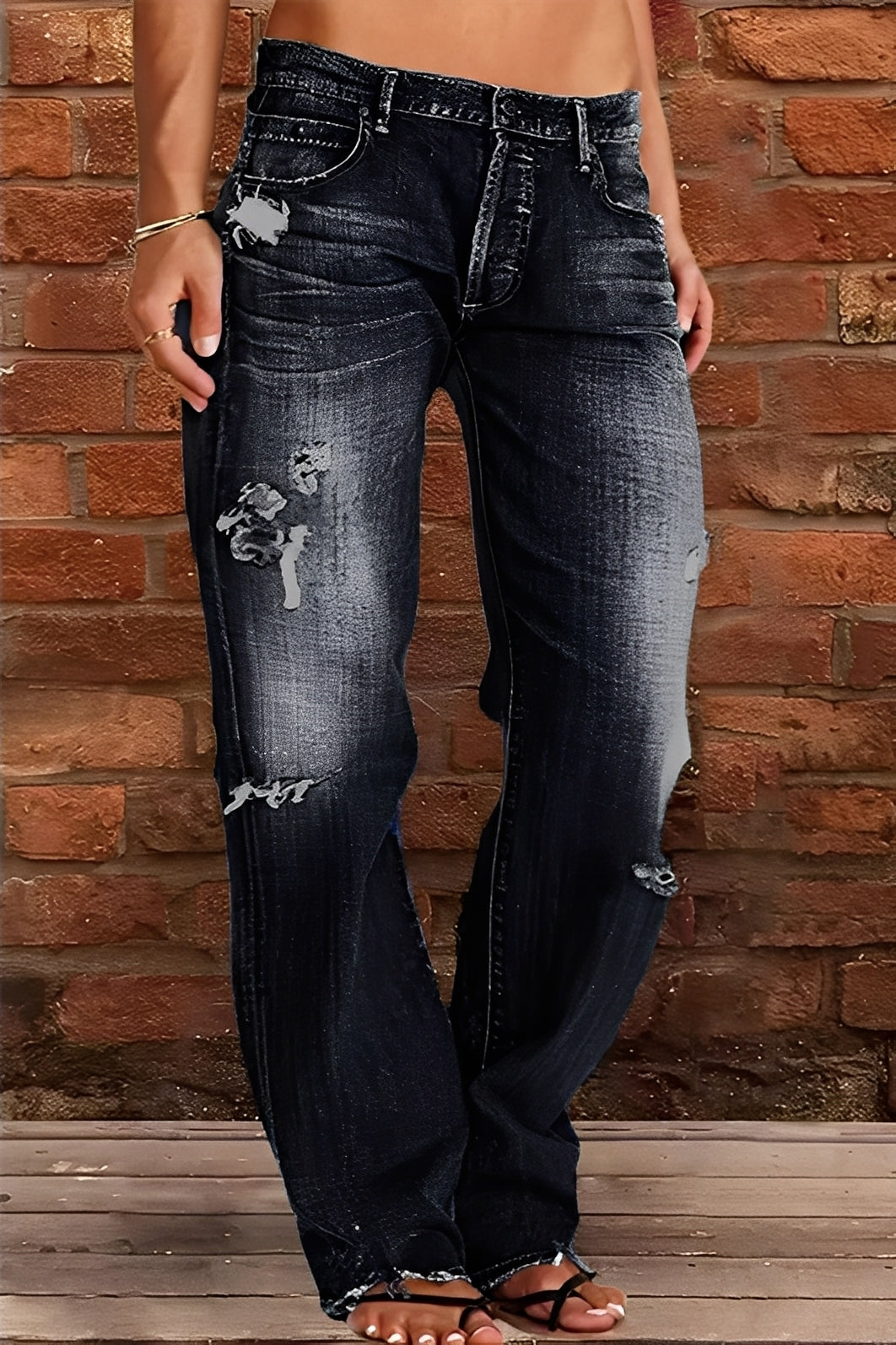 Demetria - Traditional Low-Rise Washed Jeans for Women