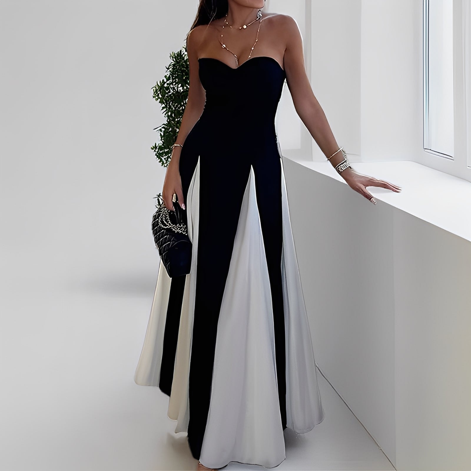 Charisse - Elegant Contrast Dress with Large Hem for Women