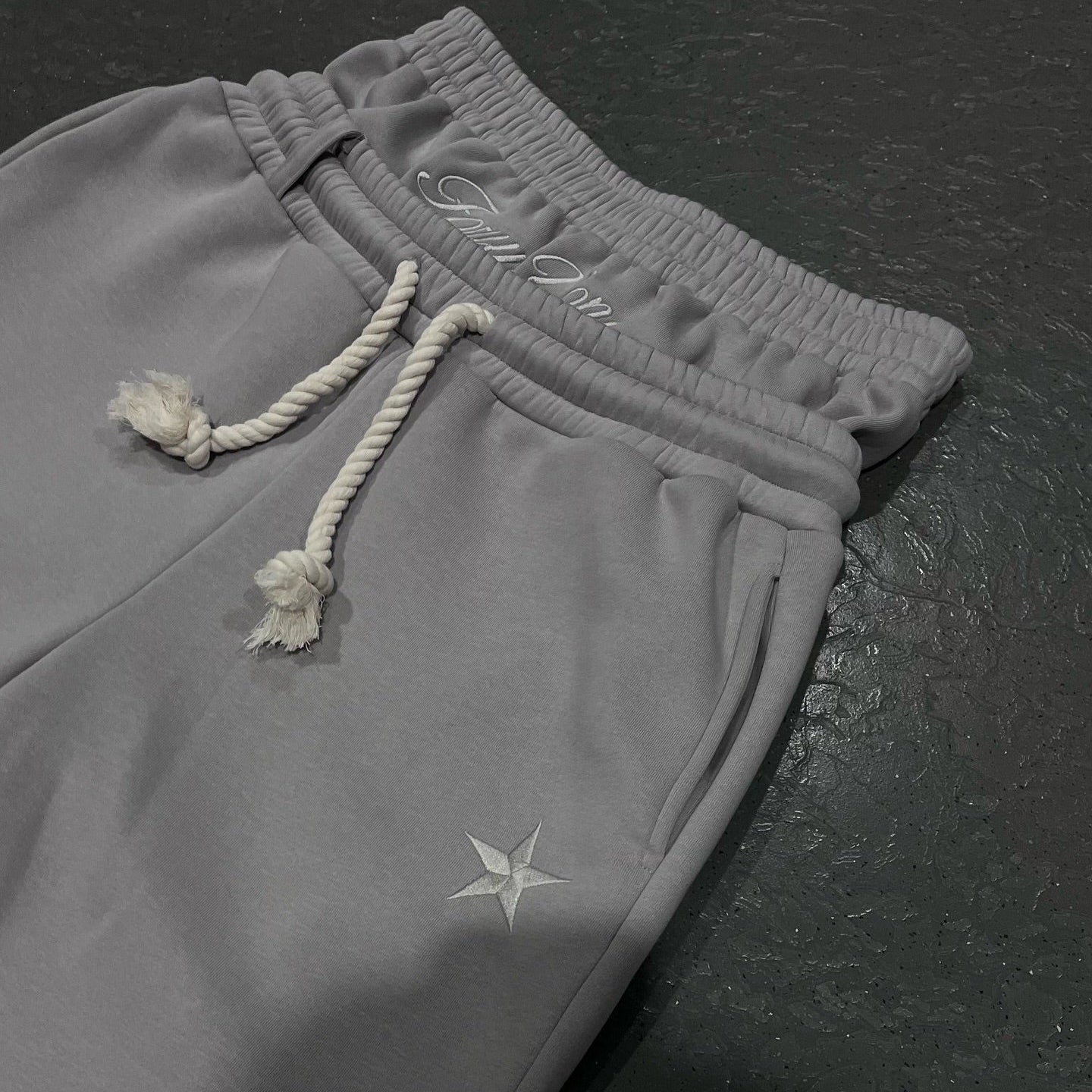 Felix – Loose Unisex Jogging Pants