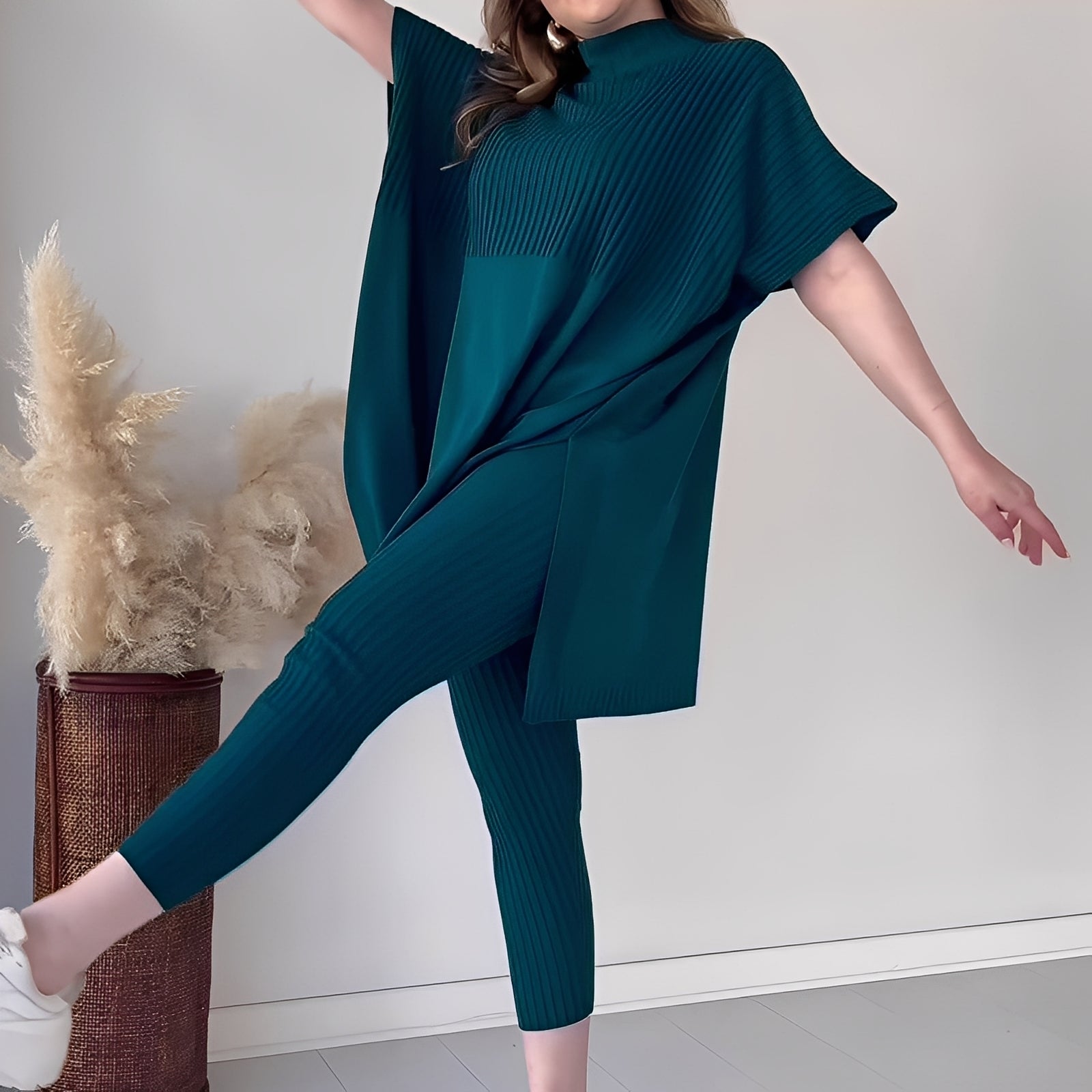 Roxanna - Relaxed, loose two-piece knit outfit for women