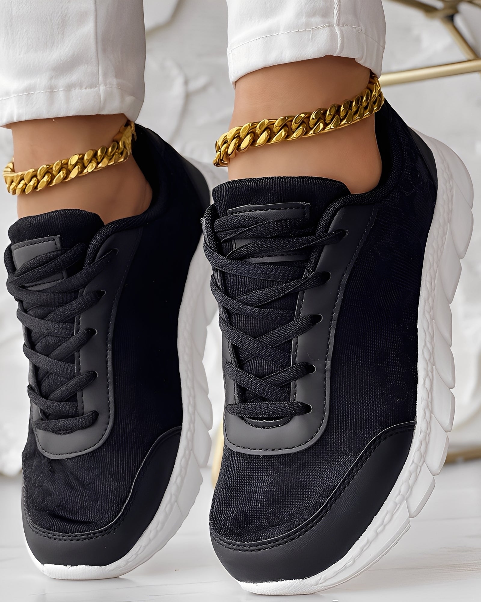 Elisabeth - Casual, airy sneakers with flower pattern for women