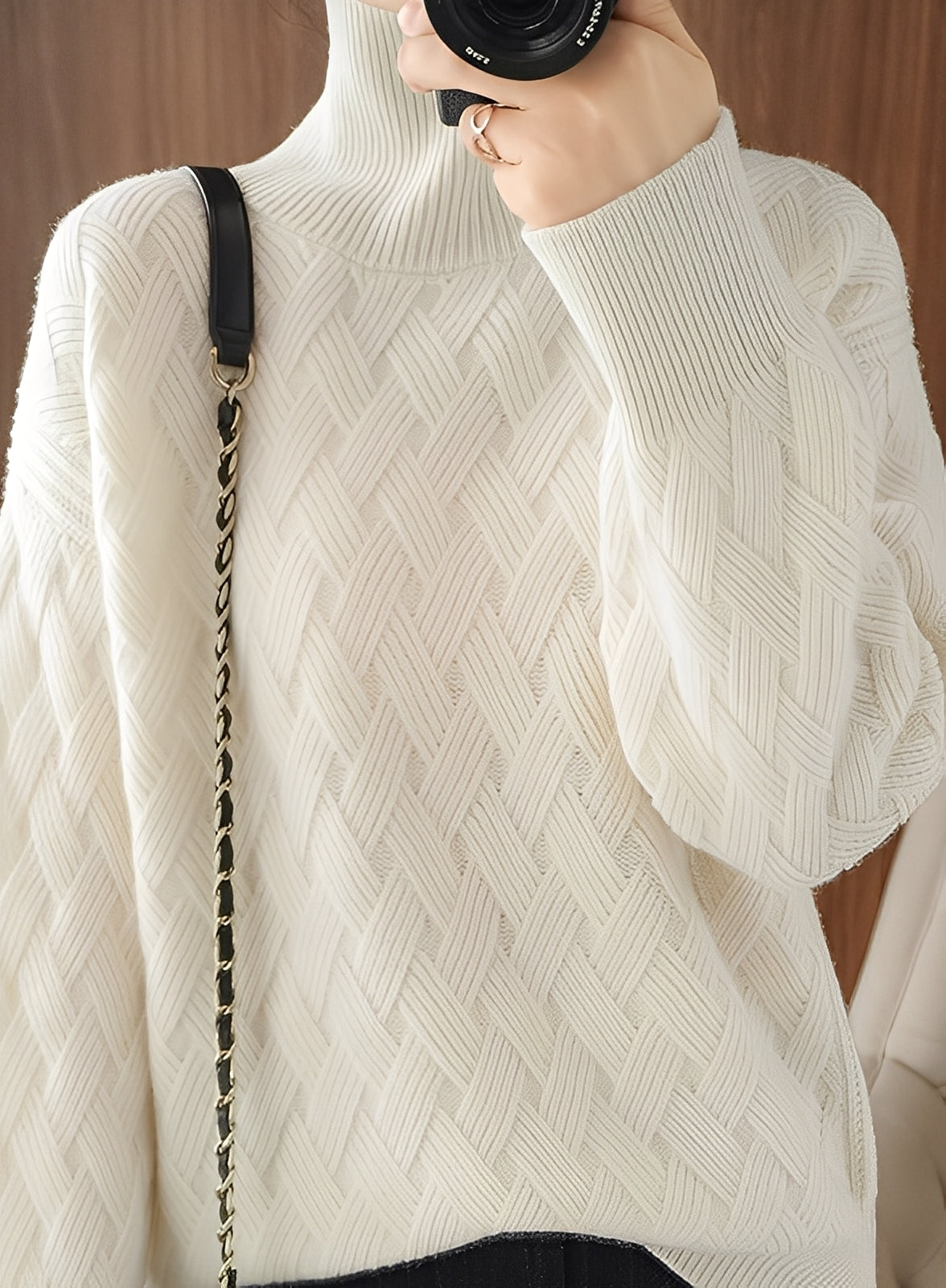 Ryanne - Women's Relaxed Fit Cashmere Turtleneck Sweater