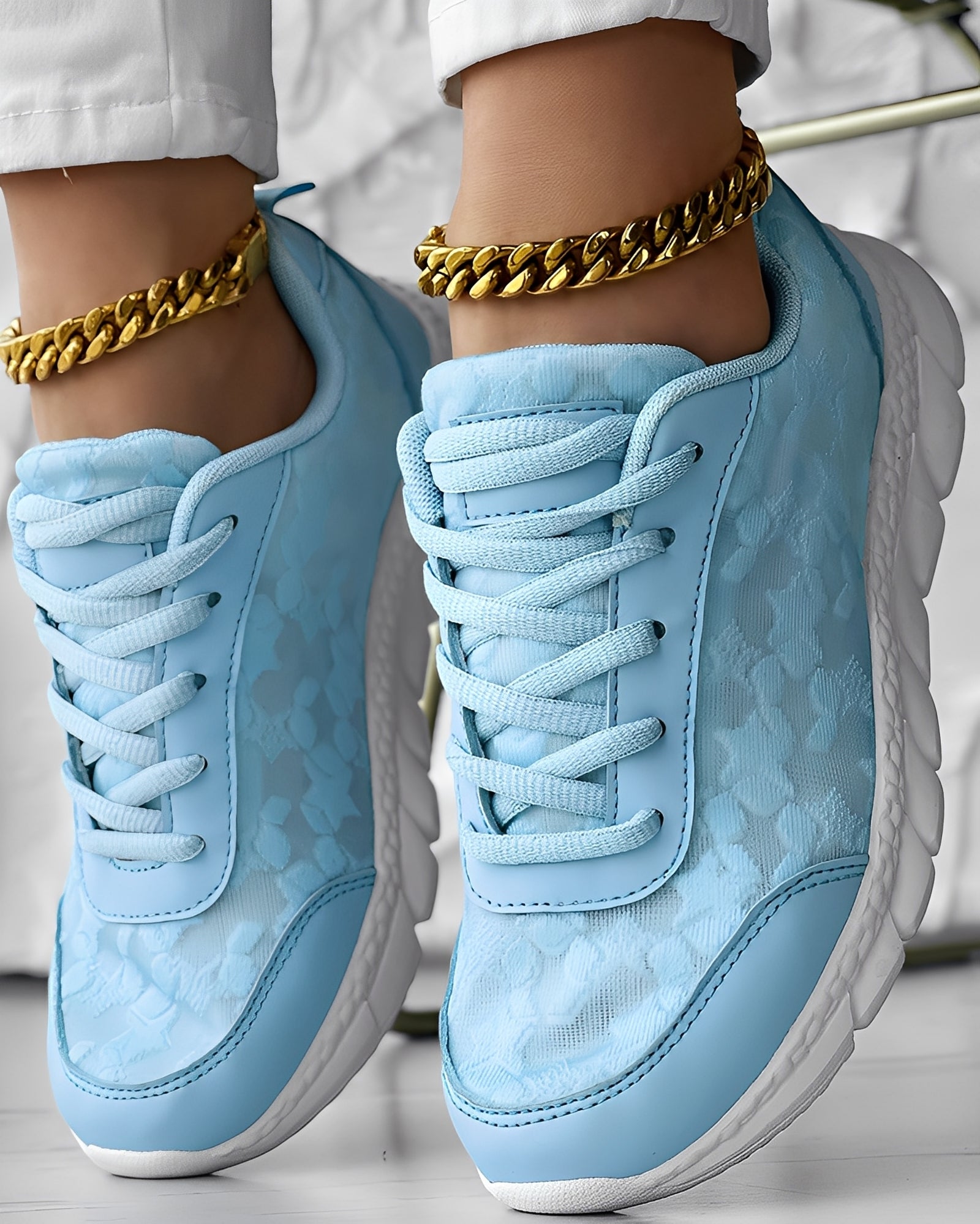 Elisabeth - Casual, airy sneakers with flower pattern for women