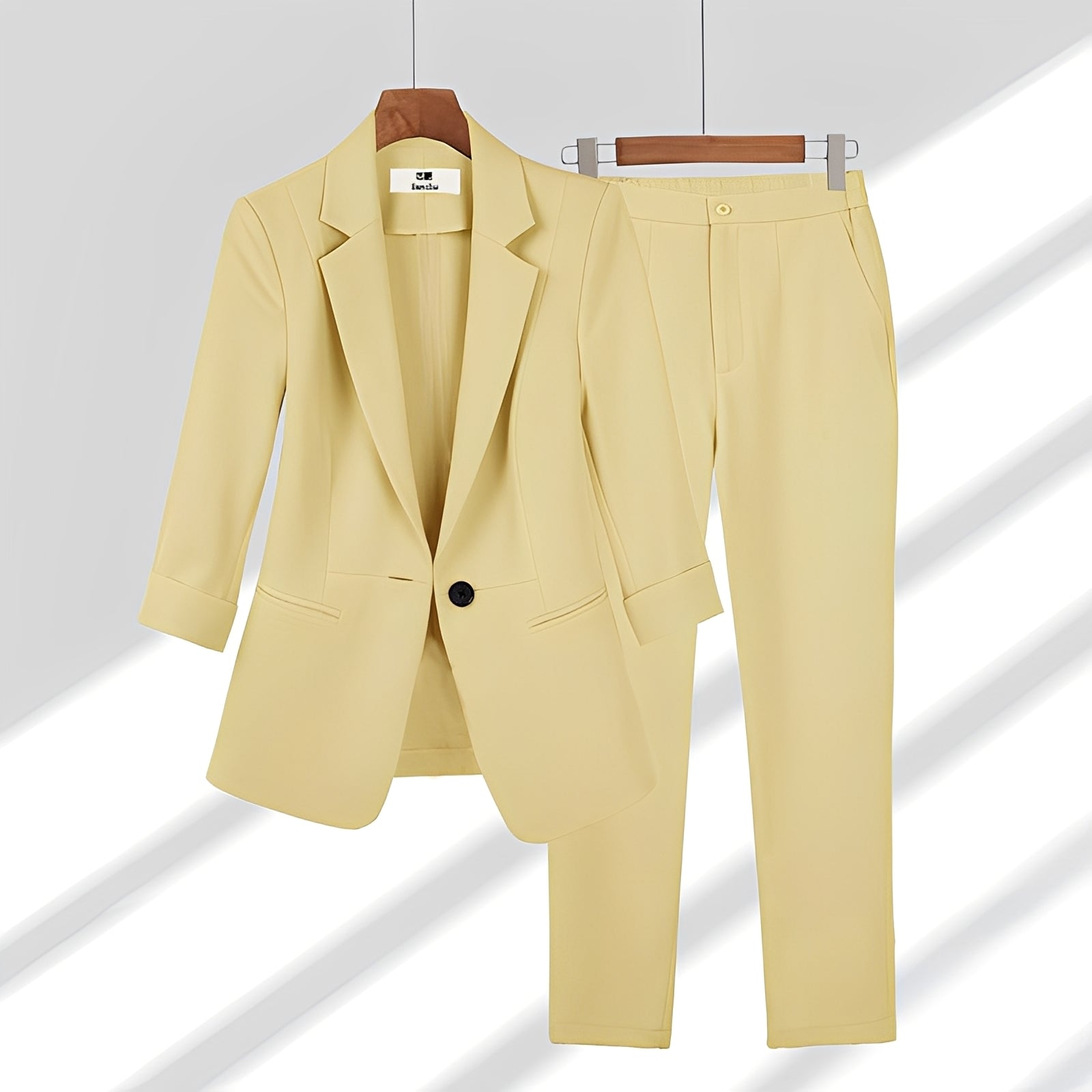 Andrea - Elegant Blazer and Pants Set for Women