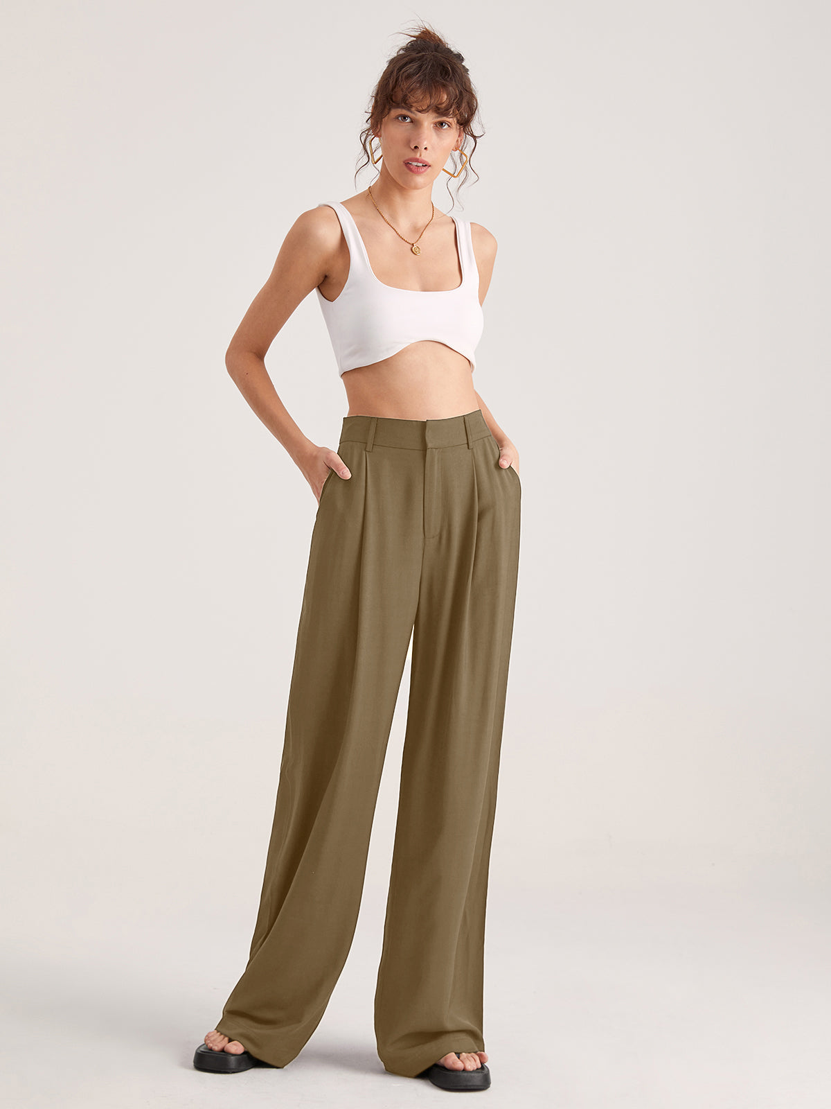 Nadia – High-Waisted Pleated Pants