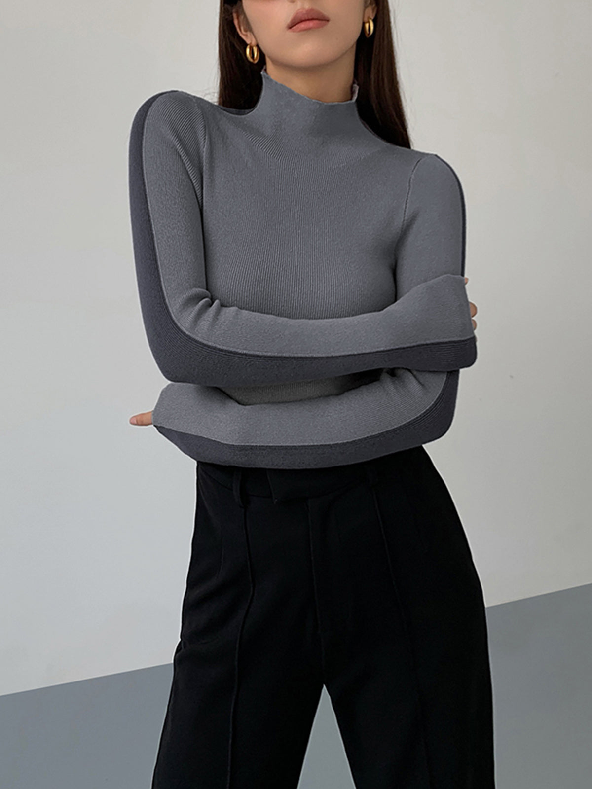 Tabea – Two-Colored Reversible Knit Top