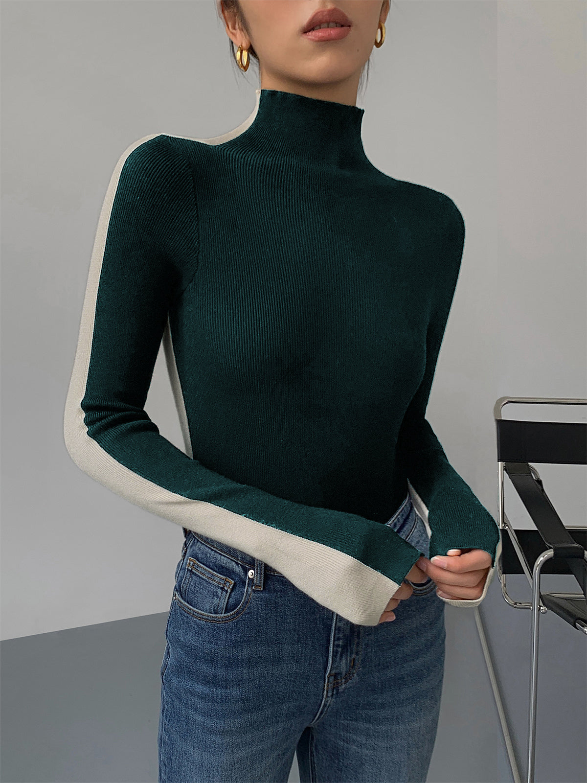 Tabea – Two-Colored Reversible Knit Top