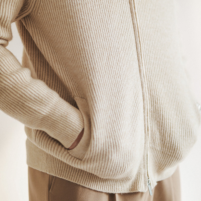 Theo – Comfortable Cardigan for Men