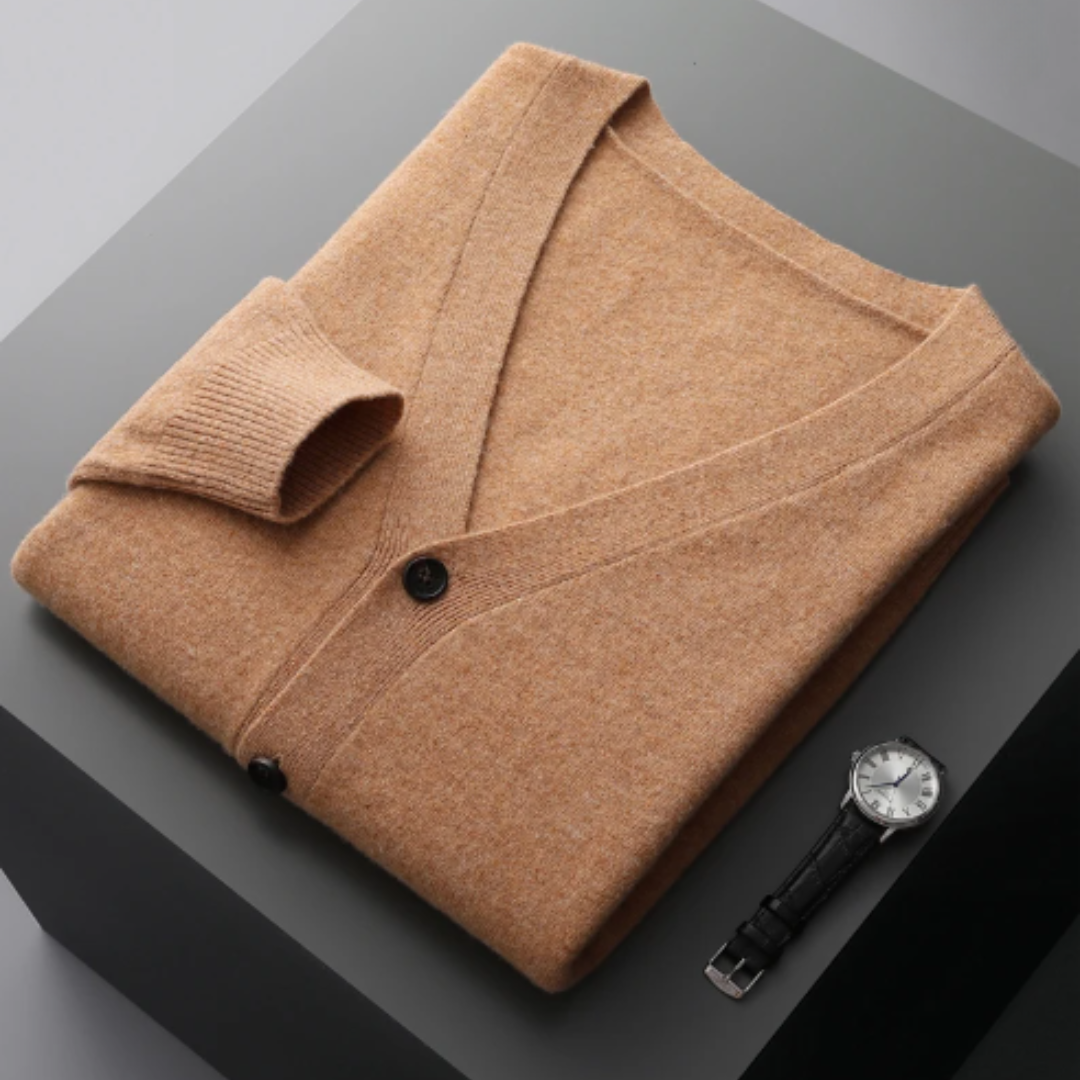 Ron – Winter Elegance Cardigan