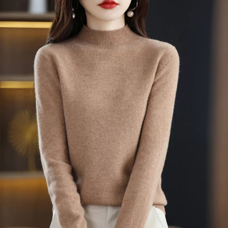 Carlotta – Stylish Sweater with Cable Pattern