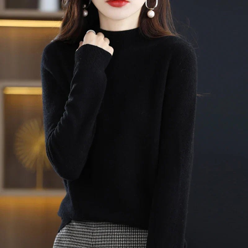 Carlotta – Stylish Sweater with Cable Pattern