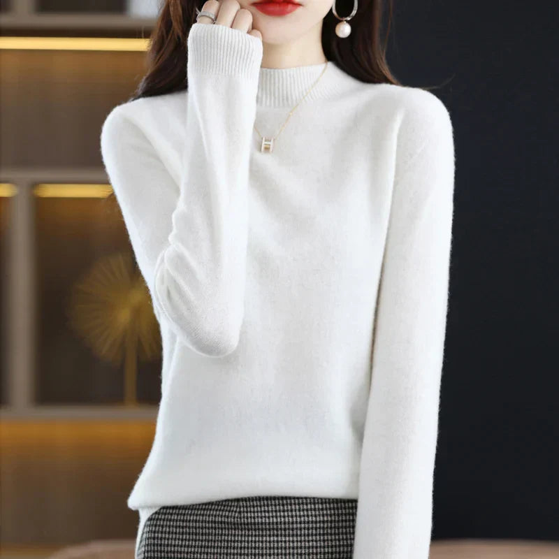 Carlotta – Stylish Sweater with Cable Pattern
