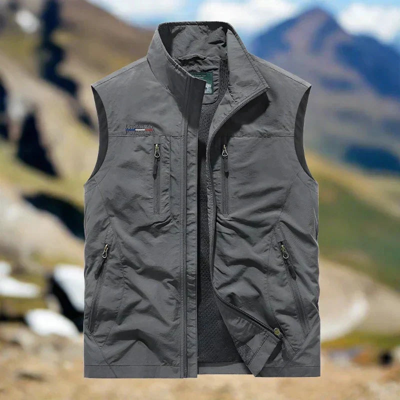 Julien – Multifunction Vest Man