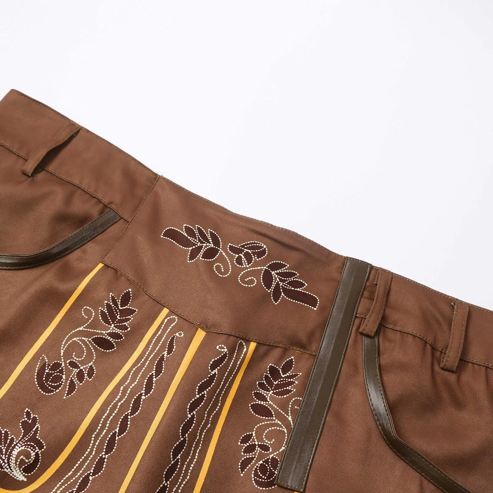 Leon – Unique and Modern Masculine Style