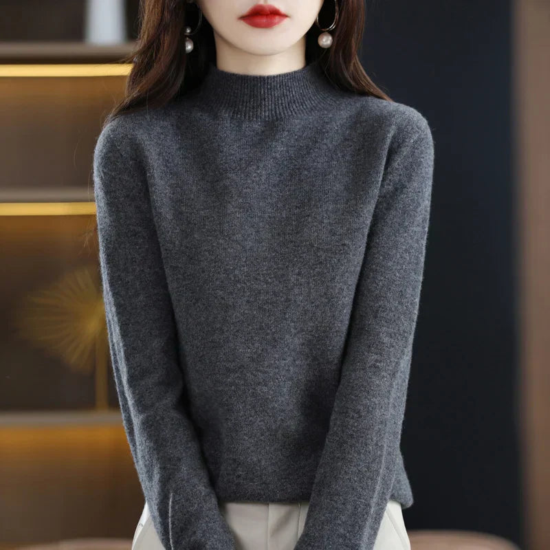 Carlotta – Stylish Sweater with Cable Pattern