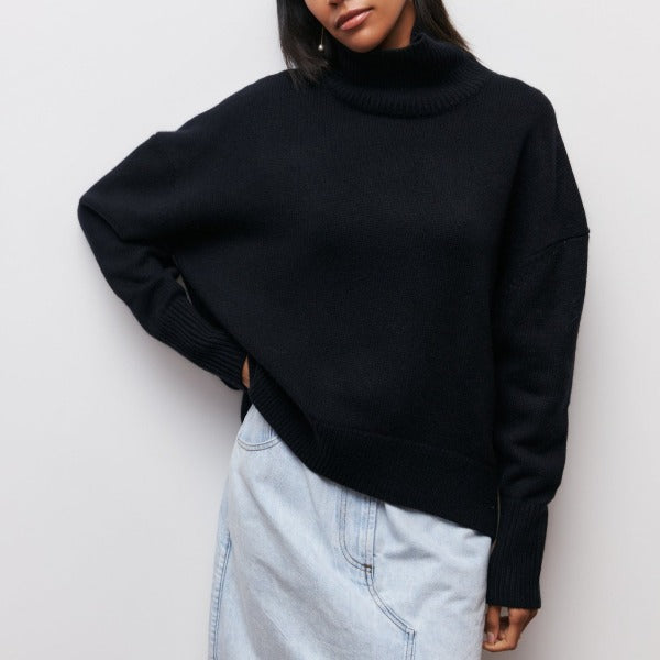 Berenice – Pullover with High Collar