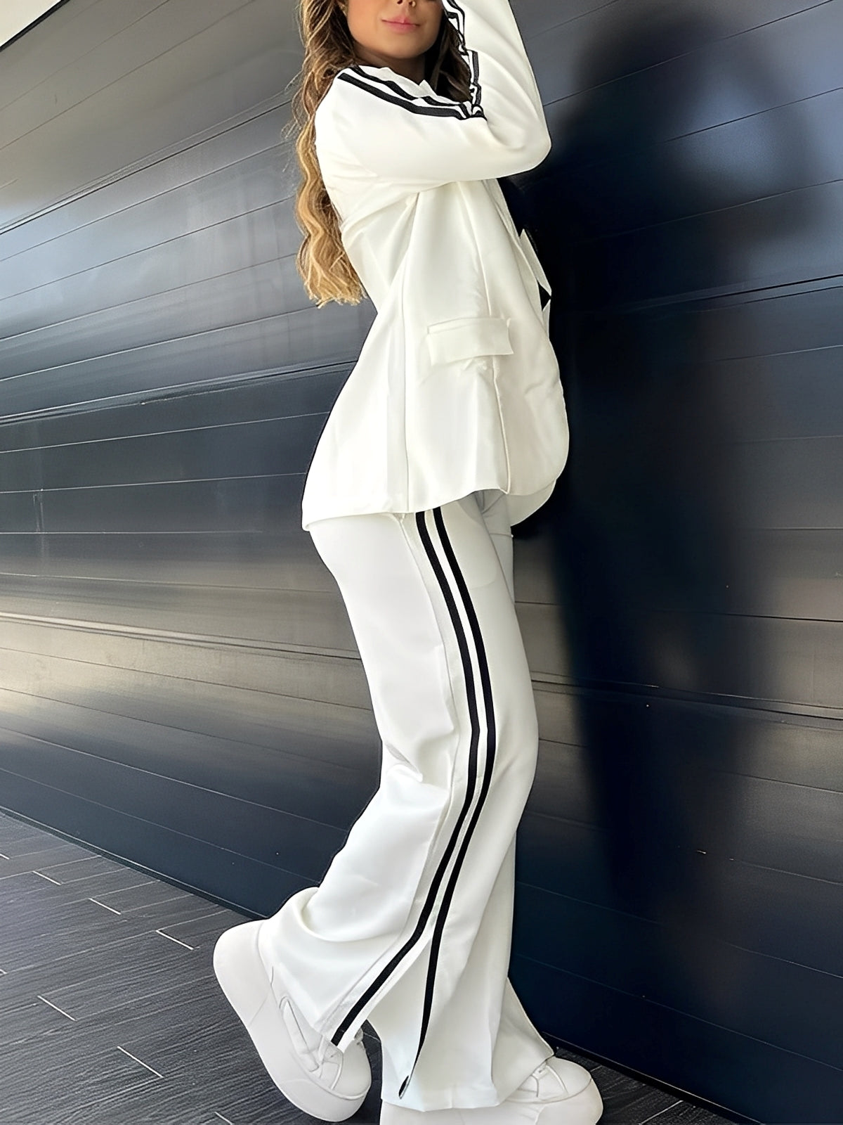 Namia – Two-Piece Leisure Suit
