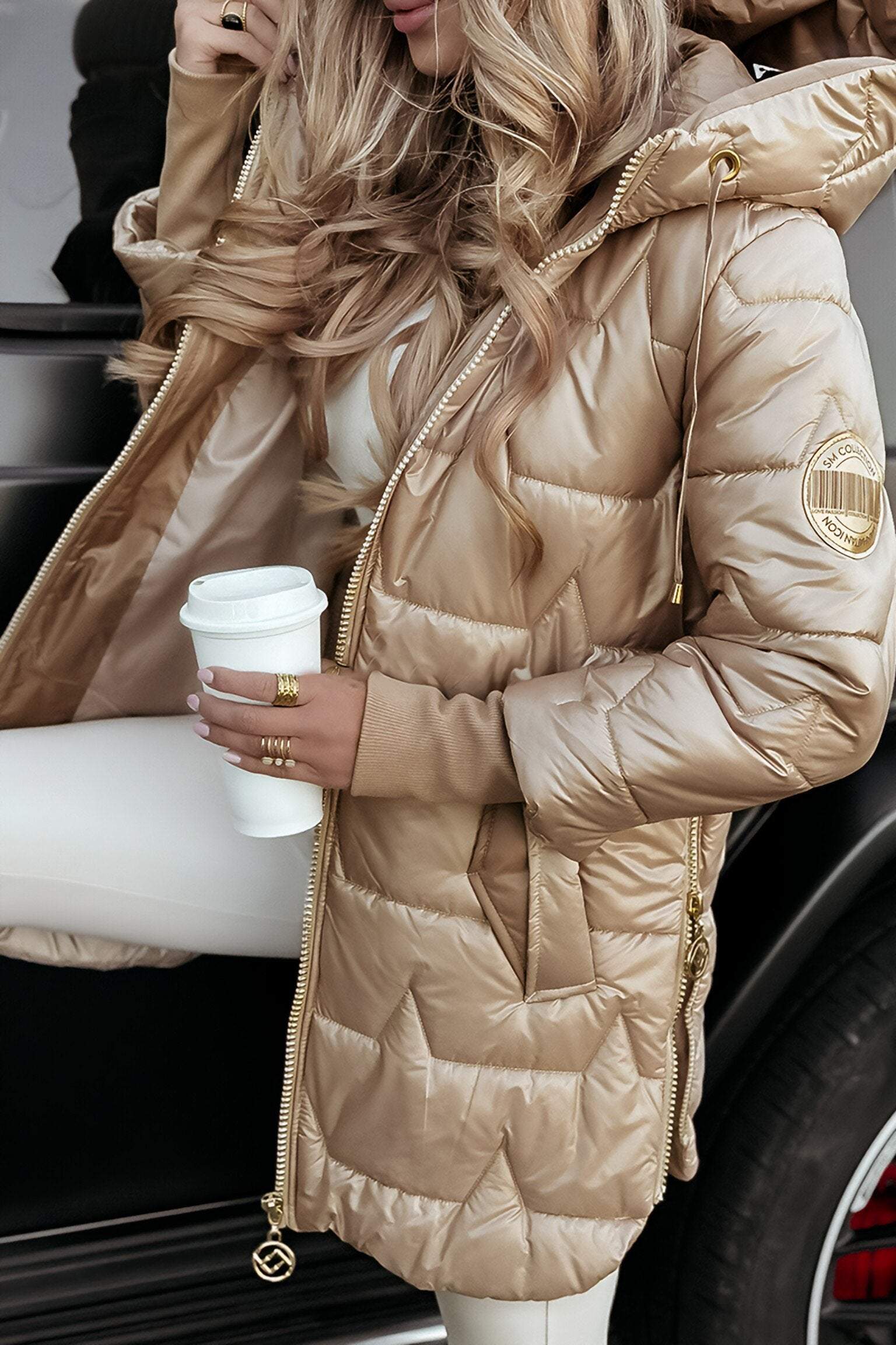 Ausilia – Coat with Hood