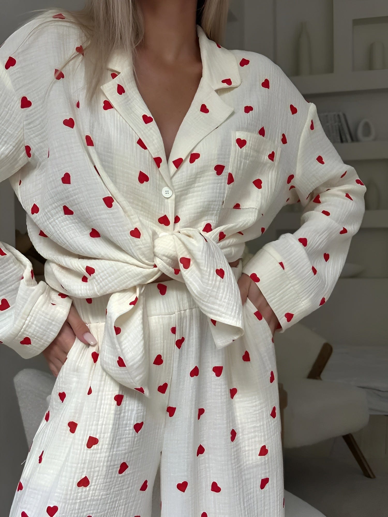 Lola – Elegant Heart Pattern Pajamas